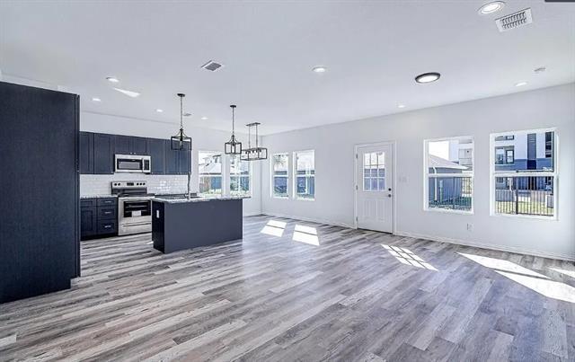 Photo - 125 Magnolia Ests St