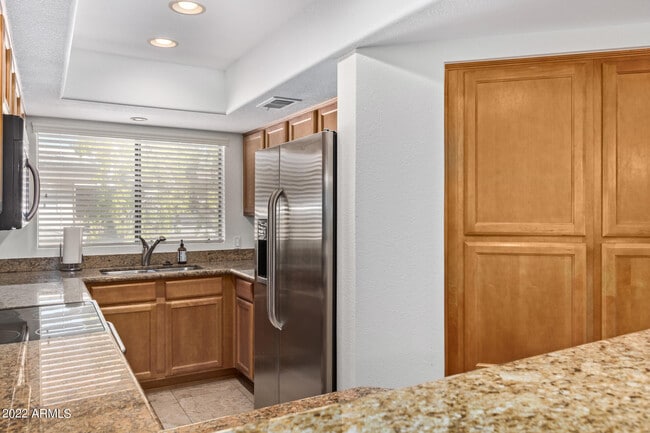 Photo - 3235 E Camelback Rd Unit 201