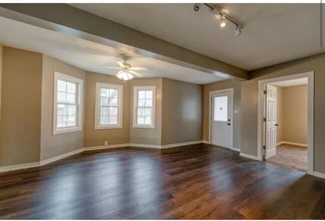 Photo - 761 S 5th St