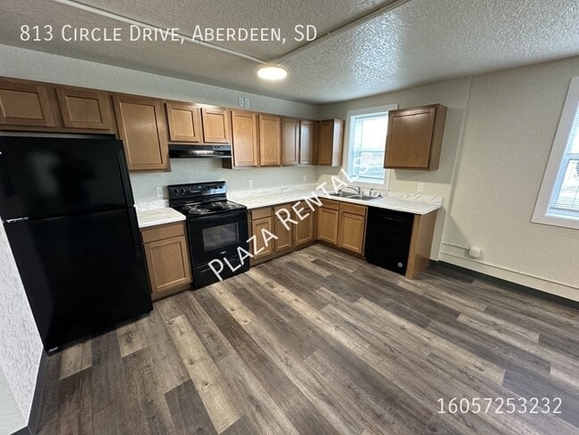 Building Photo - 1011 N 2nd St Unit 7