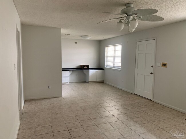 Photo - 1200 Shoreline Dr Unit 402