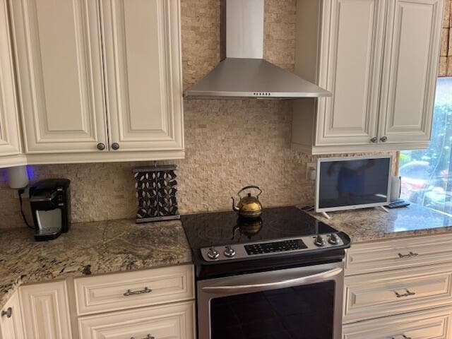 Photo - 5723 Lakeview Mews Cir