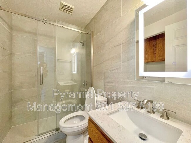 Photo - 1433 S 430 W