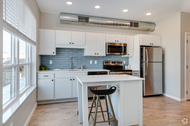 Studio 475SF Kitchen