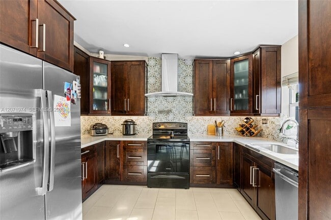 Photo - 3010 SW 103rd Ave
