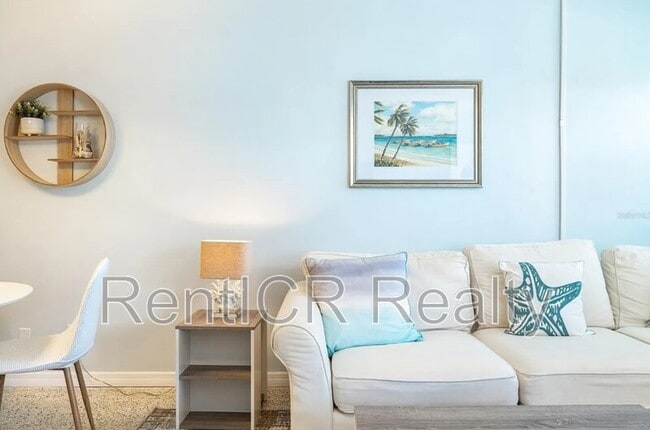 505 67th Ave Unit 4