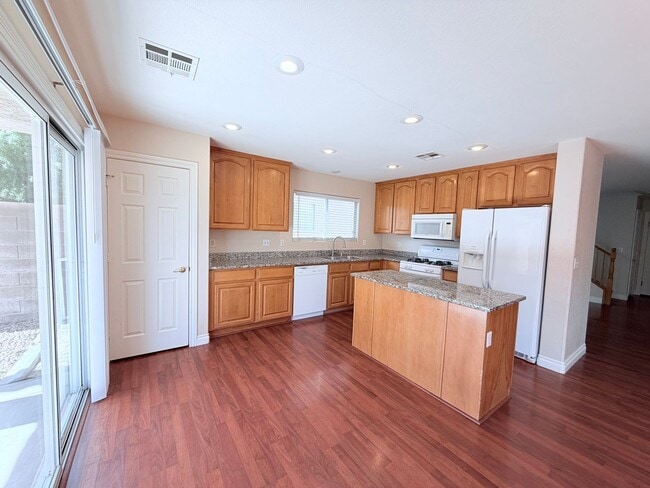 Photo - Great Upgraded SFH in Southern Highlands