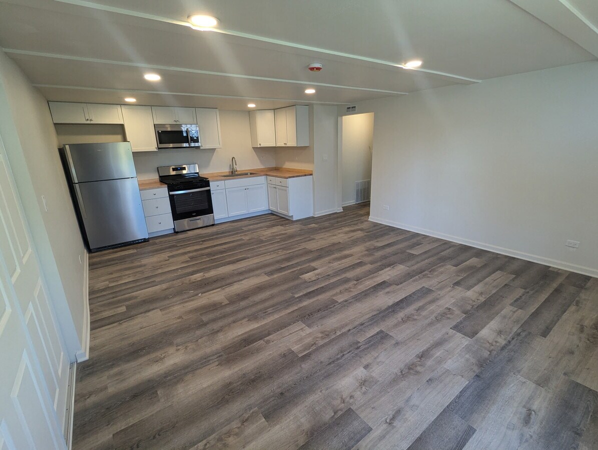 Photo - 4022 S Beaumont Ave Unit 1