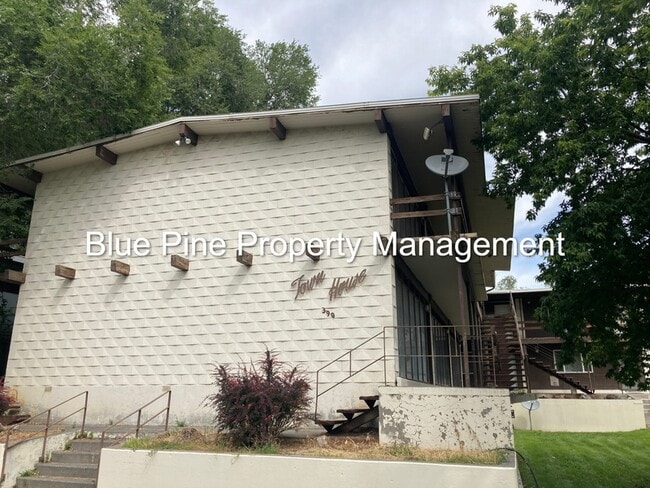 Building Photo - 390 W 14th St Unit 3 Rental