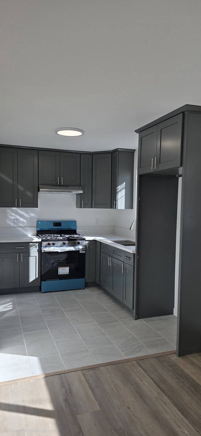 Photo - 1428 E 54th St Unidad #2