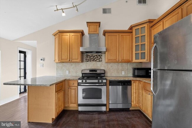 Building Photo - 1600 Frankford Ave Unit 3