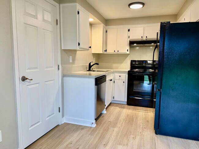 Photo - 503 SE 110th Ave