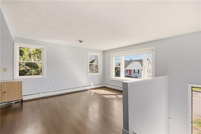 Photo - 102 Easton Ave