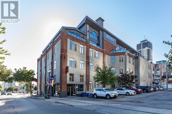Photo - 80 King William St Unit 112