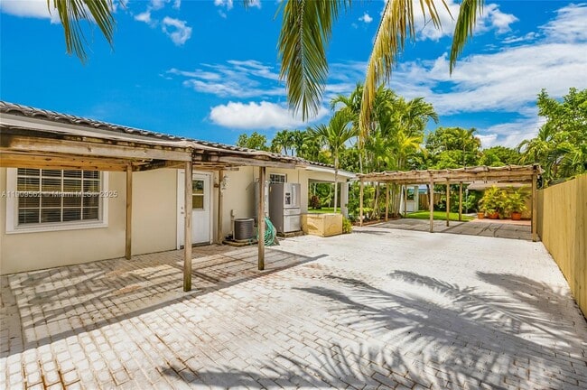 Photo - 13820 SW 82nd Ave