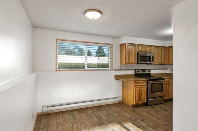 Photo - Augusta Ave, Duplex Unidad 10513