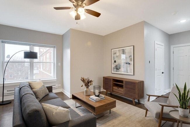 Photo - 8022 S Ellis Ave Unit 1B