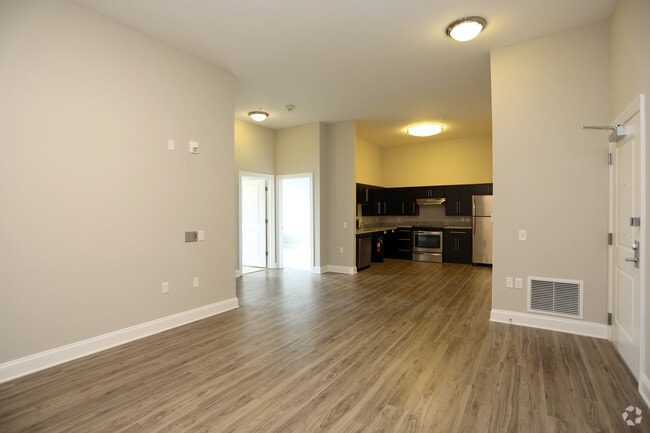 Linden Hill Station Apartments and Townhomes