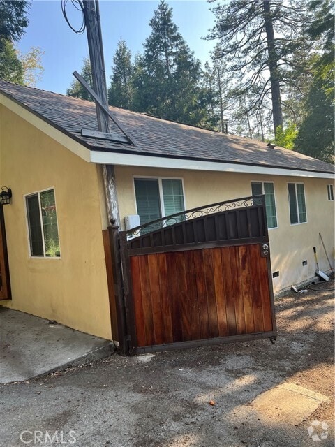 Building Photo - 690 Forest Shade Rd Rental