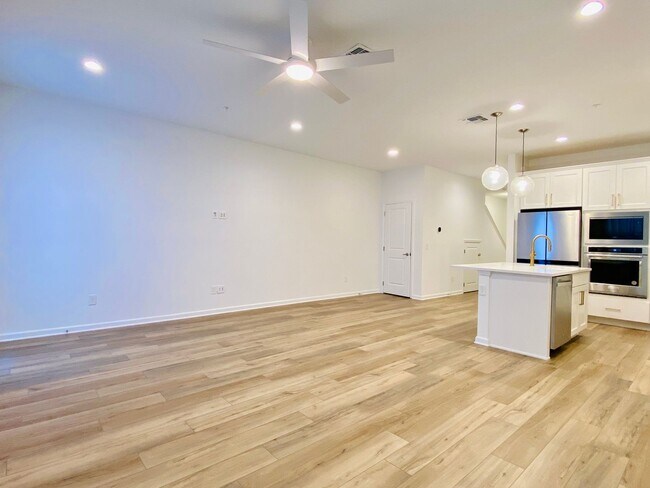 Photo - 1577 Pinecliff Dr