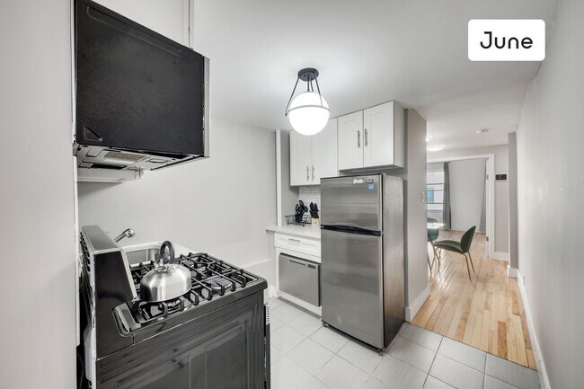 Photo - 94 Saint Marks Place