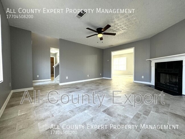 Photo - 3232 Sentinel Cir