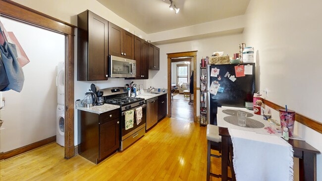 Photo - 1253 W Grace St Unit 3