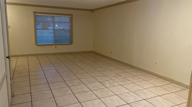 Photo - 7600 Burgoyne Rd Unit True