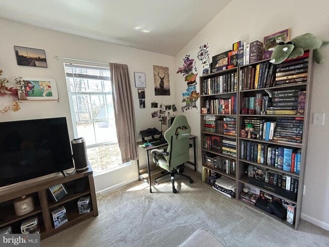 Building Photo - 208 Telegraph Rd