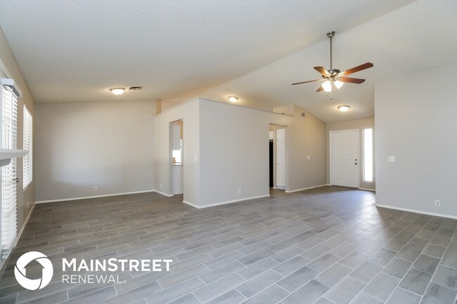 Photo - 7913 W Krall St