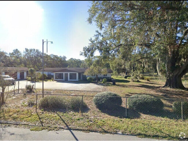Building Photo - 124 6th St W Rental