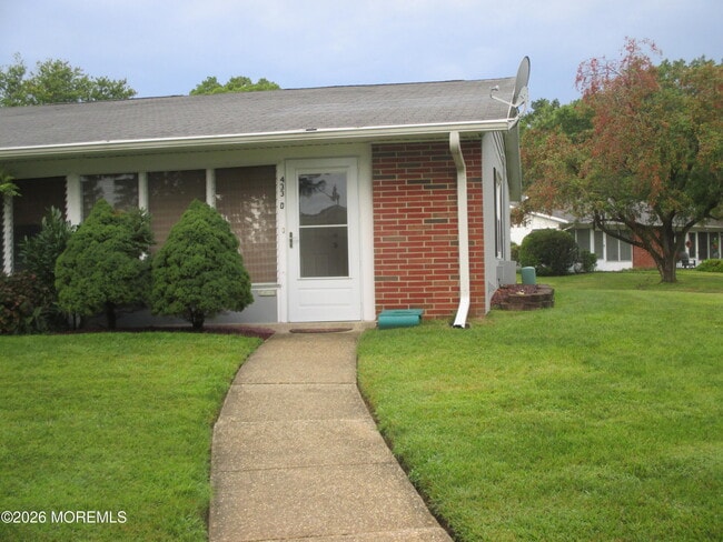 Building Photo - 433D Picardy Ct
