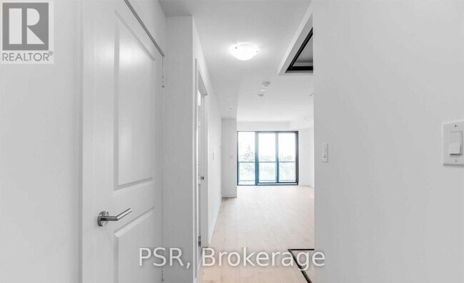 Photo - 2799 Kingston Rd Unité 524