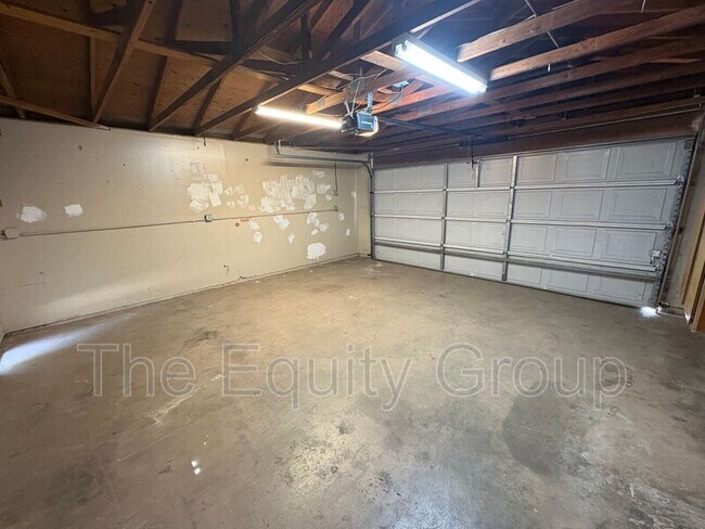 Photo - 300 N Lane St