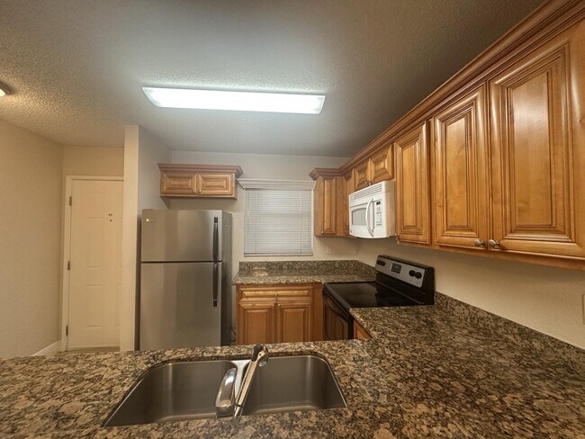Photo - 1680 Windorah Way Unidad E