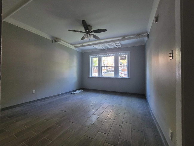 Building Photo - 6059 S Troy St Rental