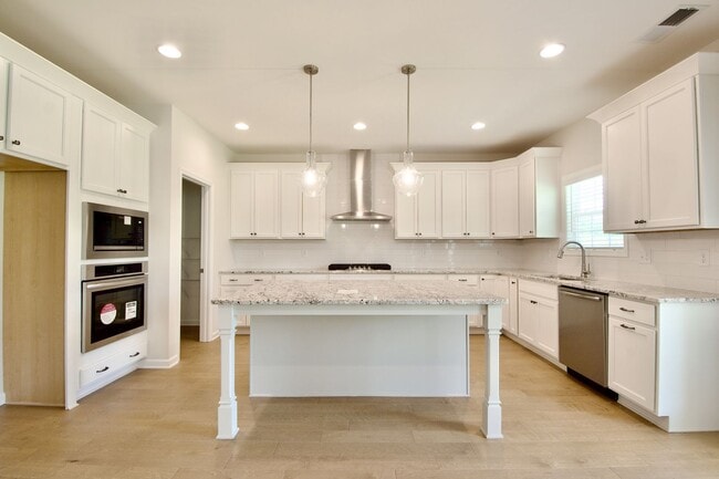 Photo - ??? ??? Lee Scott Academy ??? ? Hughston ?? – ?? ?? ??