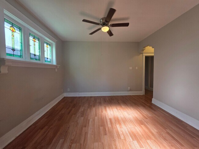 4162 Shenandoah Ave