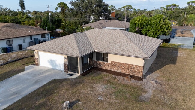 Photo - MOVE IN WITH ZERO DEPOSIT - UPDATED 3 BEDROOM HOME IN VENICE