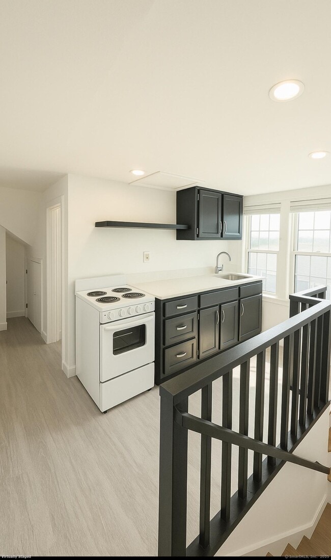 Photo - 40 Rogers St Unit 3