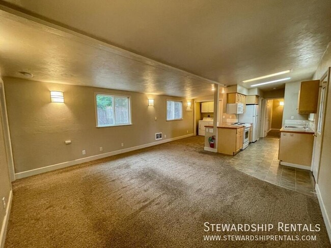 Photo - 2024 Emerald St Unidad 7