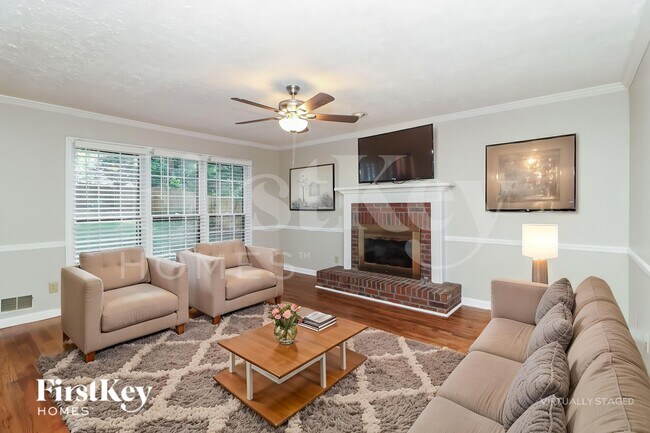 Photo - 205 Timber Oak Cove