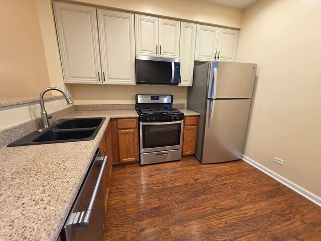 Photo - 3045 Kentshire Cir