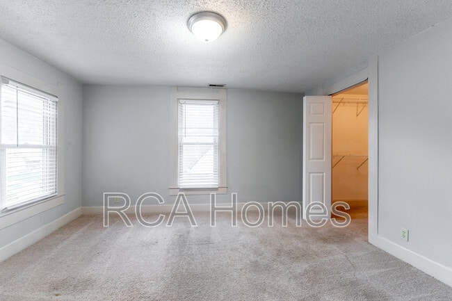 Photo - 1603 Woodlawn Ave