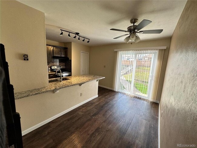 Photo - 5283 Wyandot St