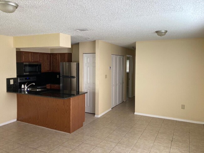 Photo - Colony Gardens