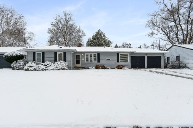 Building Photo - 3730 S Lamonte St