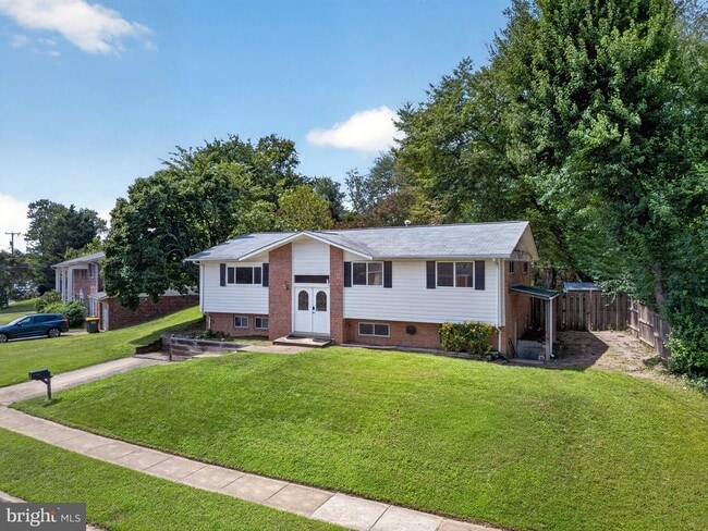 Photo - 8110 Springfield Village Dr