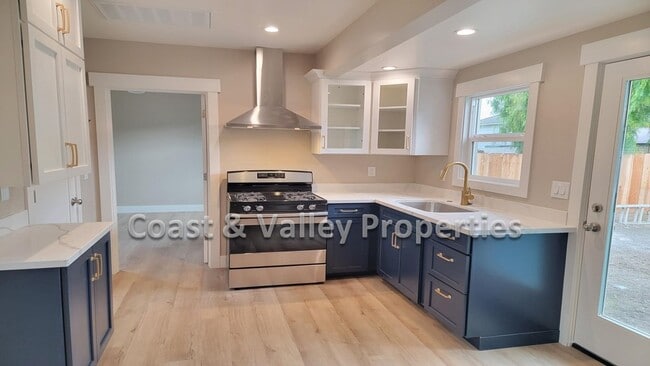 Photo - 230-230-230-232 Riker Terrace Unit 230 1/2 Riker Terrace, Salinas, CA 93901