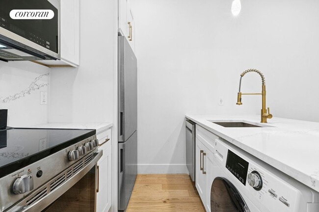 Photo - 202 W 96th St